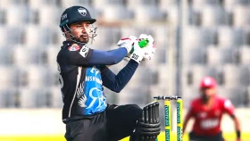 এক মৌসুমে বিপিএলের সর্বোচ্চ ছক্কার রেকর্ড ভাঙার অপেক্ষায়!