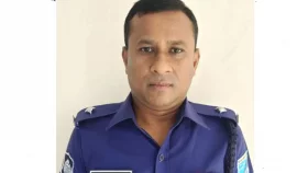 কলেজছাত্রী নিয়ে রিসোর্টে ওসি, চাপে দ্বিতীয় বিয়ে!