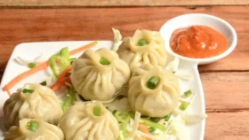 আগে মোমো খাওয়া নিয়ে হাতাহাতি, কারাগারে দুই শিক্ষার্থী