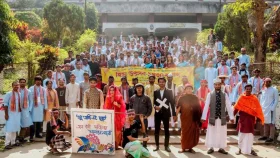 হিম উৎসবে মেতেছে চবির বাংলা বিভাগ
