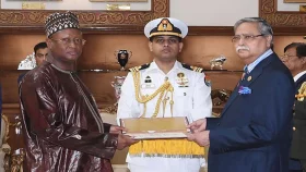 রাষ্ট্রপতির কাছে ৭ দেশের অনাবাসিক দূতের পরিচয়পত্র পেশ