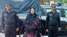 অবশেষে টিকটক সেলিব্রিটি জাহানারা গ্রেপ্তার
