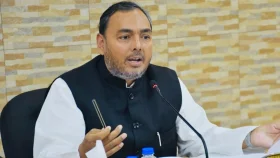 ভারত থেকে আসবে চিনি-পেঁয়াজ, বেচবে টিসিবি