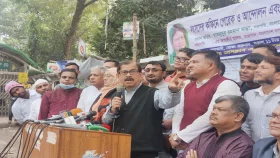 সংসদের কফিনে পেরেক মেরে দিয়েছে সরকার: মান্না
