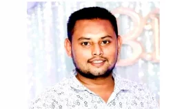 হত্যাকাণ্ডের পর স্বাভাবিকভাবেই ঘুরছিলেন সাবেক ছাত্রলীগ নেতা