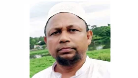 ২৫ বছরের শিক্ষকতায় ছুটি কাটাননি