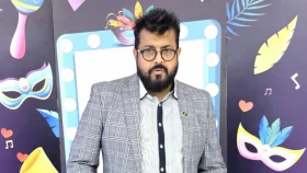 এই সময়ের নায়িকাদের ভণ্ড বললেন ওমর সানী