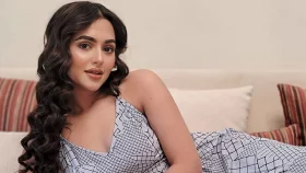 বিটিভির উপস্থাপক নুসরাত ফারিয়া