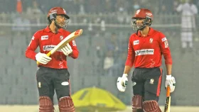 ১৯/৩ থেকে ১৮৯/৪ বরিশাল, আসরসেরা জুটি রিয়াদ-সৌম্যর