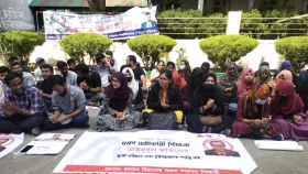 ছাত্রীকে ধর্ষণচেষ্টা; বিচার না পেয়ে ক্লাসে ফিরবেন না শিক্ষার্থীরা