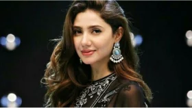 বিয়ের ৫ মাসেই অন্তঃসত্ত্বা শাহরুখের নায়িকা, গুঞ্জন তুঙ্গে