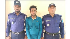 দুবাই বসেই স্ত্রীকে হত্যার পরিকল্পনা, টাকা দিয়ে লোক ভাড়া
