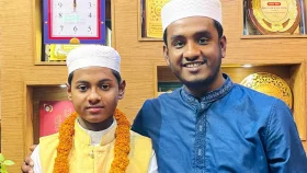 হাফেজ বশিরকে উপহার দেবে ছাত্রলীগ, যা থাকছে বক্সে