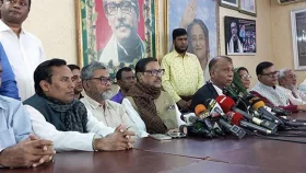 বন্ধুর পরিবর্তে যারা প্রভু হতে চায় তাদের মানি না: সেতুমন্ত্রী