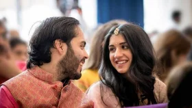 আম্বানিপুত্র কেন রাধিকার প্রেমে পড়েছেন?