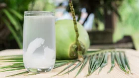 চুলের যত্নে ডাবের পানি