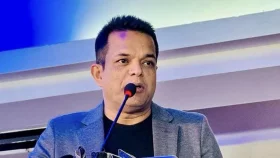 &lsquo;সব দোষ তোর, আগুন, তুই লাগলি ক্যান...&rsquo;