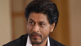 যে ভুলে শাহরুখের গালে চড় মেরেছিলেন এক নারী&nbsp;