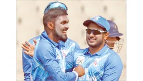 শিবলীর আদ্যন্ত ব্যাটিং