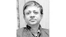 মেডিকেল উচ্চশিক্ষা কাঠামোর ধ্বংস কারা চান?