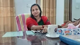 হিজাব নিয়ে কটূক্তি: নওয়াব ফয়জুন্নেছা সরকারি কলেজের অধ্যক্ষ ওএসডি