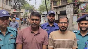 দ্বীন ইসলাম-রায়হানকে কুমিল্লা পুলিশের কাছে হস্তান্তর