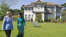 ক্রেতা সংকটে সু চির ৯ কোটি ডলারের বাড়ি