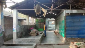 রংপুরে সরকারি শেড বিক্রির অভিযোগ! &nbsp;