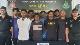 জয়পুরহাটে কিশোর গ্যাংয়ের ৮ সদস্য আটক