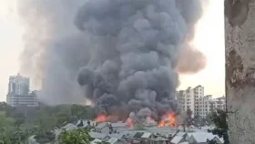 মহাখালীর গোডাউন বস্তির আগুন নিয়ন্ত্রণে