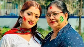 মামুনি তোমার এই মেয়ের কথা চিন্তা করলে না : পূজা চেরী