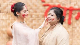 খুলনায় পূজা চেরীর মায়ের অন্ত্যেষ্টিক্রিয়া সম্পন্ন