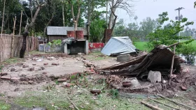 &lsquo;এখন কোথায় থাকব, কি খাব, কিছুই ঘরে নাই&rsquo;
