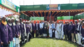 ৬৮ বীর মুক্তিযোদ্ধাকে একই রংয়ের পোশাক পরিয়ে সংবর্ধনা