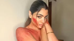 অনাবৃত শরীরে লাল রঙের প্রলেপ, উষ্ণতায় &lsquo;বিগ বস&rsquo; সুন্দরী!&nbsp;
