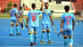 আশরাফুল-লিশামের হ্যাটট্রিকে জয় আবাহনী-অ্যাজাক্সের