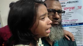 ‘আমার মাকে তোমরা মাফ করে দিও’