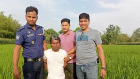 ছেলের ছুরিকাঘাতে প্রাণ গেল বাবার