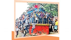 সক্ষমতার ২০ গুণ যাত্রী রেলে