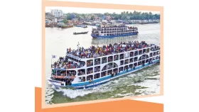 পদ্মা সেতুও কমাতে পারেনি লঞ্চের ভিড়