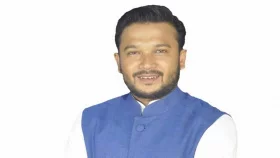 ব্যবসায়ীকে কুত্তার মতো পেটানোর হুমকি বহিষ্কৃত চেয়ারম্যানের, অডিও ভাইরাল