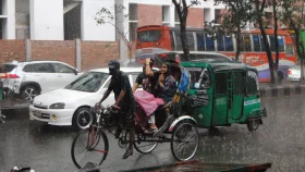 ঢাকাসহ বিভিন্ন স্থানে ঝড়-বৃষ্টির আভাস