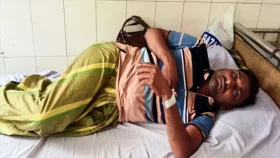 ইউপি সদস্যকে দলবল নিয়ে পেটালেন চেয়ারম্যান