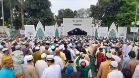 জাতীয় ঈদগাহে ঈদের প্রধান জামাত অনুষ্ঠিত