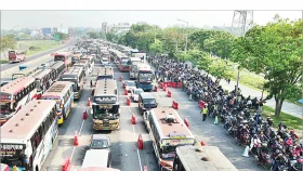 স্বস্তির যাত্রায় শেষে অস্বস্তি