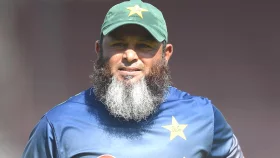 মুশতাককে দিয়ে লেগ স্পিনার খুঁজতে চায় বিসিবি