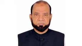 মিছিল-শোডাউন করে মনোনয়নপত্র দাখিল, চেয়ারম্যান প্রার্থীকে শোকজ