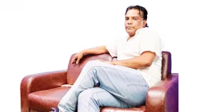 আমি গান না করলেই তারা খুশি