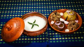 গরমে পান্তা ভাত খাবেন নাকি খাবেন না?