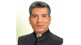 &lsquo;মার খেয়ে&rsquo; বিনা প্রতিদ্বন্দ্বিতায় চেয়ারম্যান হলেন সেই দেলোয়ার